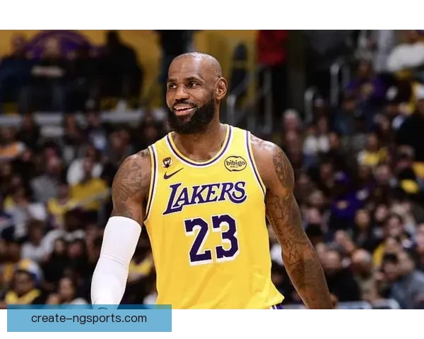 NBA焦点战詹姆斯爆发助湖人逆转勇士引热议冲击西部排名格局巨变